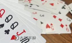 越疼就越一直打撲克：痛苦中的堅(jiān)持與歡樂(lè)