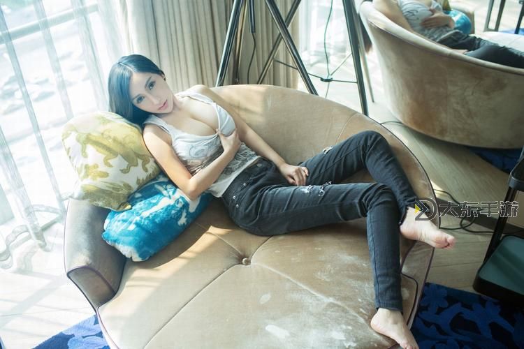 探索呦女ccwww:魅力無限的網(wǎng)絡(luò)新趨勢(shì)圖1