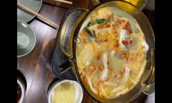 誘人的小峓子8中字巴巴魚湯飯：一碗香濃暖心的美味佳肴