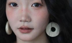 免費看日系女生裸妝大全：清新自然的完美妝容指南