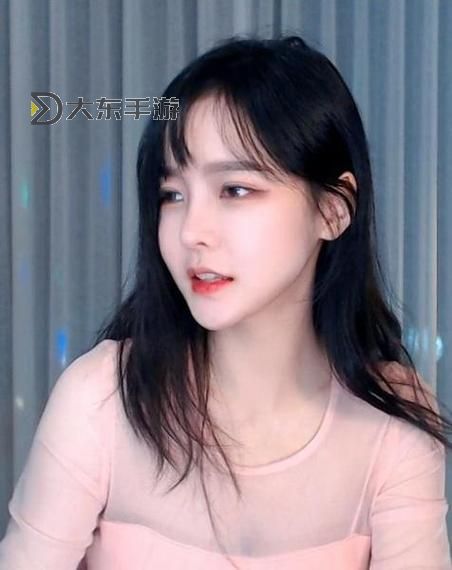 依戀直播免費(fèi)觀看在線：暢享高品質(zhì)實(shí)時觀看體驗(yàn)圖1