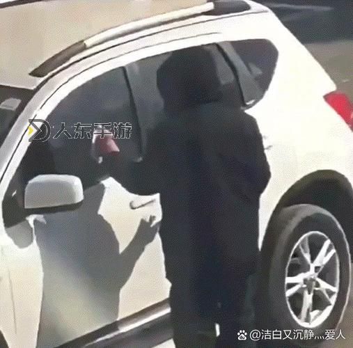在車上被兒子一次次日：父子之間的溫情與成長圖1