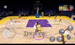NBA2K14怎么讓隊友給空接的實用技巧分享