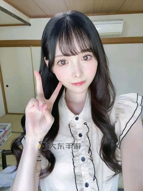 探索最漂亮的AV女演員:視覺盛宴與魅力解析圖1